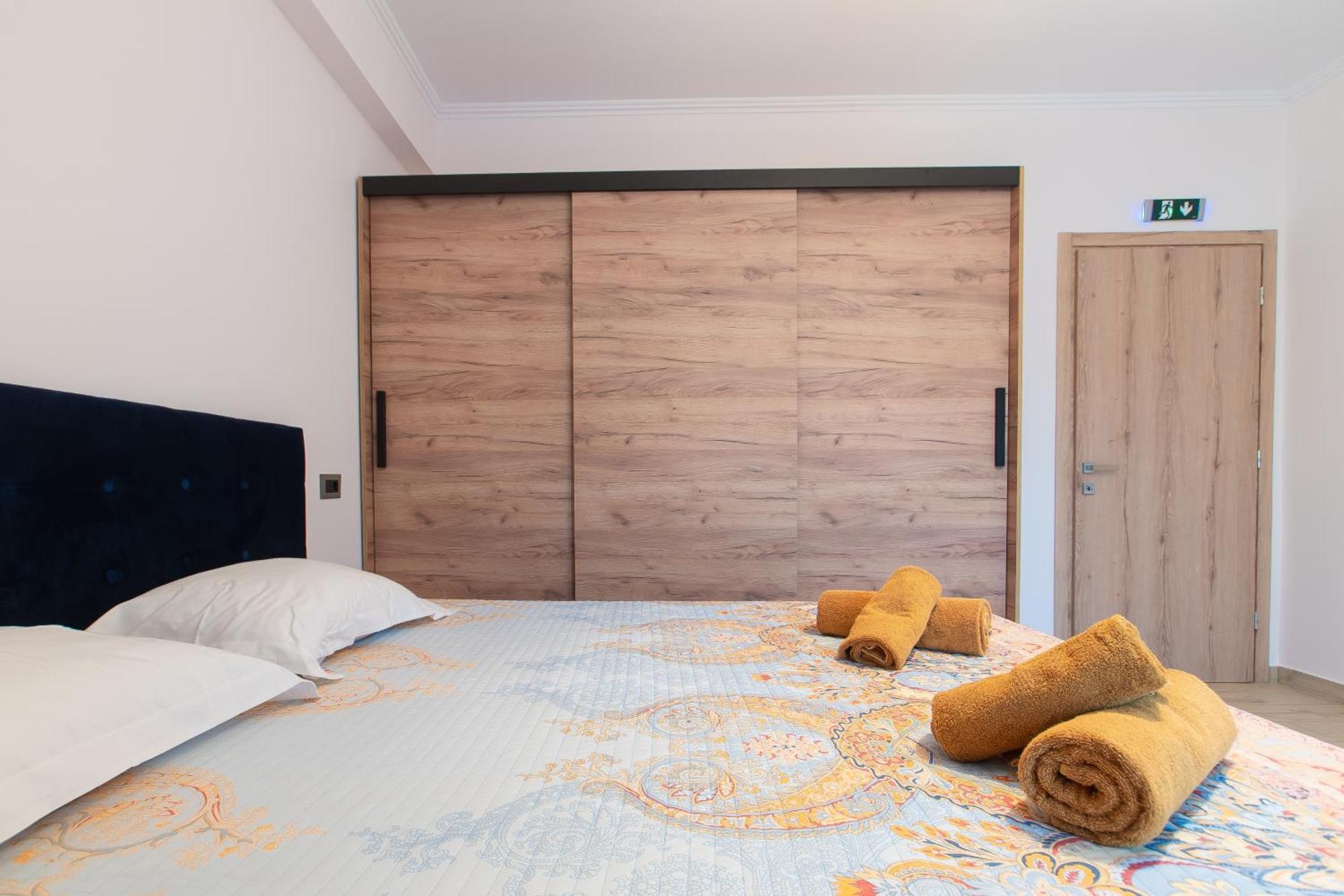 Elegance Suites Plataria Exterior foto